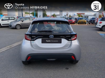 Photo 4 du bon plan TOYOTA Yaris 116h Dynamic Business 5p + Programme Beyond Zero Academy MY22 occasion à 21990 €