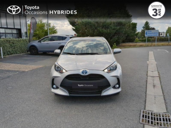 Photo 5 du bon plan TOYOTA Yaris 116h Dynamic Business 5p + Programme Beyond Zero Academy MY22 occasion à 21990 €