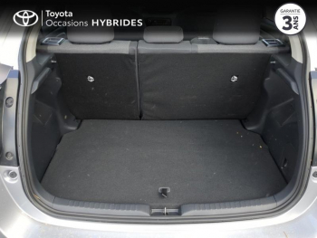 Photo 10 du bon plan TOYOTA Yaris 116h Dynamic Business 5p + Programme Beyond Zero Academy MY22 occasion à 21990 €