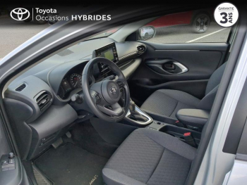 Photo 11 du bon plan TOYOTA Yaris 116h Dynamic Business 5p + Programme Beyond Zero Academy MY22 occasion à 21990 €