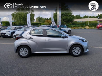 Photo 17 du bon plan TOYOTA Yaris 116h Dynamic Business 5p + Programme Beyond Zero Academy MY22 occasion à 21990 €