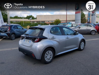 Photo 18 du bon plan TOYOTA Yaris 116h Dynamic Business 5p + Programme Beyond Zero Academy MY22 occasion à 21990 €