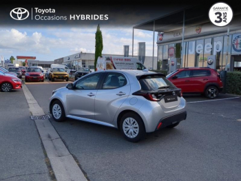 Photo 2 du bon plan TOYOTA Yaris 116h Dynamic Business 5p + Programme Beyond Zero Academy MY22 occasion à 21490 €