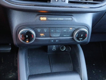 Photo 10 du bon plan FORD Kuga 2.5 Duratec 190ch FHEV E85 ST-Line BVA occasion à 29000 €