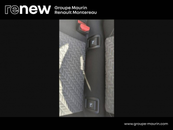 Photo 20 du bon plan RENAULT Clio 1.0 TCe 90ch Evolution occasion à 15900 €