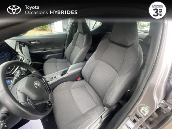 Photo 11 du bon plan TOYOTA C-HR 122h Dynamic 2WD E-CVT occasion à 16990 €