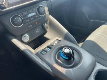 Photo 17 du bon plan NISSAN Leaf 150ch 40kWh Acenta 22 occasion à 15990 €