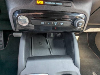 Photo 19 du bon plan FORD Kuga 2.5 Duratec 190ch FHEV E85 ST-Line X BVA occasion à 33480 €