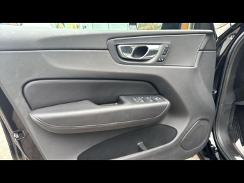 Photo 14 du bon plan VOLVO XC60 T6 AWD 253 + 145ch  Plus Style Dark Geartronic occasion à 53900 €