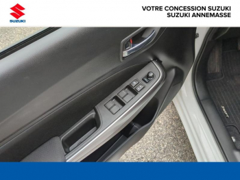 Photo 15 du bon plan SUZUKI Swift 1.2 Dualjet Hybrid 83ch Pack occasion à 15900 €