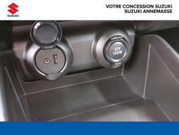 Photo 24 du bon plan SUZUKI Swift 1.2 Dualjet Hybrid 83ch Pack occasion à 15900 €