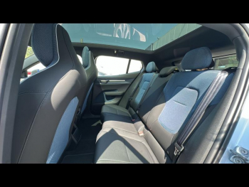 Photo 6 du bon plan VOLVO EX30 Single Extended Range 272ch Ultra occasion à 34990 €