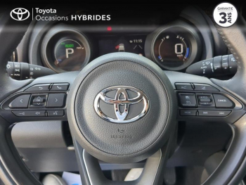 Photo 13 du bon plan TOYOTA Yaris 116h Design 5p MY22 occasion à 21990 €