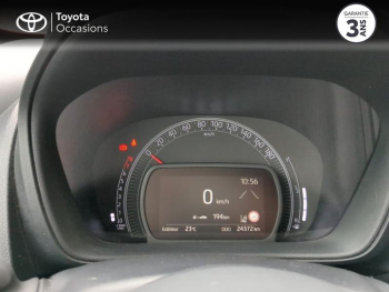 Photo 14 du bon plan TOYOTA Aygo X 1.0 VVT-i 72ch Collection occasion à 15990 €