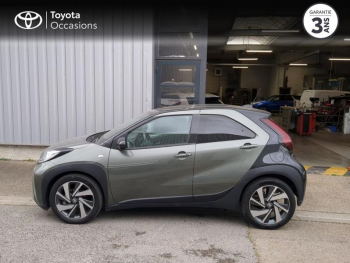 Photo 19 du bon plan TOYOTA Aygo X 1.0 VVT-i 72ch Collection occasion à 15990 €