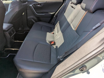 Photo 11 du bon plan TOYOTA RAV4 2.5 Hybride 222ch Trail AWD-i MY23 occasion à 37990 €
