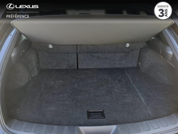 Photo 15 du bon plan LEXUS UX 250h Luxe 2WD occasion à 28990 €