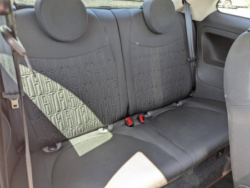 Photo 18 du bon plan FIAT 500 1.0 70ch BSG S&S Dolcevita occasion à 11400 €
