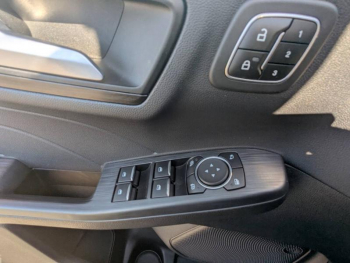 Photo 12 du bon plan FORD Kuga 2.5 Duratec 190ch FHEV E85 Vignale BVA occasion à 34880 €