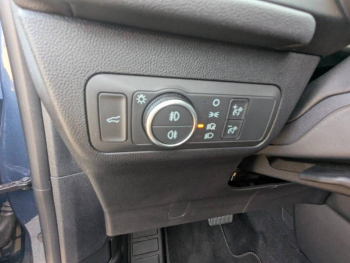 Photo 13 du bon plan FORD Kuga 2.5 Duratec 190ch FHEV E85 Vignale BVA occasion à 34880 €