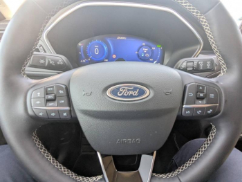Photo 15 du bon plan FORD Kuga 2.5 Duratec 190ch FHEV E85 Vignale BVA occasion à 34880 €