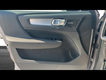 Photo 15 du bon plan VOLVO XC40 B3 163ch Ultra DCT 7 occasion à 47900 €