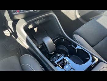 Photo 17 du bon plan VOLVO XC40 B3 163ch Ultra DCT 7 occasion à 47900 €