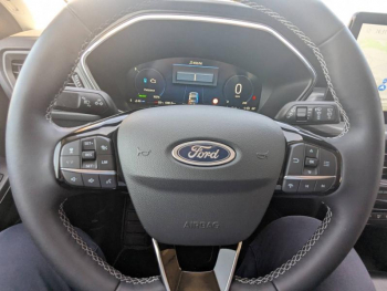 Photo 15 du bon plan FORD Kuga 2.5 Duratec 180ch Hybrid FlexiFuel Active X Powershift occasion à 37580 €