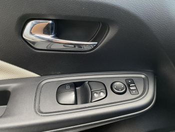 Photo 14 du bon plan NISSAN Micra 1.0 IG-T 100ch Acenta 2019 occasion à 13990 €