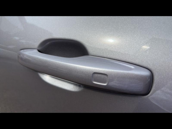 Photo 10 du bon plan VOLVO XC60 T6 Hybride Rechargeable 350ch Plus Style Dark Geartronic 8 AWD occasion à 66900 €