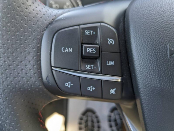 Photo 14 du bon plan FORD Fiesta 1.0 EcoBoost Hybrid 155ch ST-Line X 3p occasion à 17900 €
