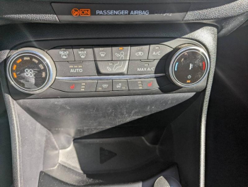 Photo 15 du bon plan FORD Fiesta 1.0 EcoBoost Hybrid 155ch ST-Line X 3p occasion à 17900 €