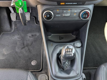 Photo 14 du bon plan FORD Fiesta 1.0 Flexifuel 95ch Cool & Connect 5p occasion à 15501 €