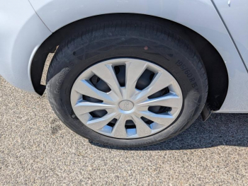 Photo 22 du bon plan FORD Fiesta 1.0 Flexifuel 95ch Cool & Connect 5p occasion à 15501 €