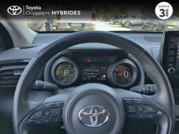 Photo 13 du bon plan TOYOTA Yaris 116h Design 5p MY22 occasion à 18990 €