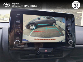 Photo 15 du bon plan TOYOTA Yaris 116h Design 5p MY22 occasion à 21990 €
