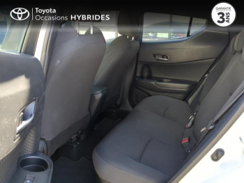 Photo 12 du bon plan TOYOTA C-HR 122h Dynamic Business 2WD E-CVT RC18 occasion à 16990 €