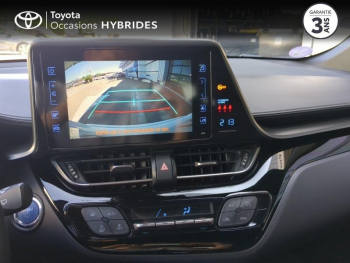 Photo 15 du bon plan TOYOTA C-HR 122h Dynamic Business 2WD E-CVT RC18 occasion à 16990 €