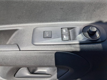 Photo 3 du bon plan PEUGEOT Partner XL 950kg BlueHDi 130ch S&S EAT8 Pack Premium Connect occasion à 25290 €