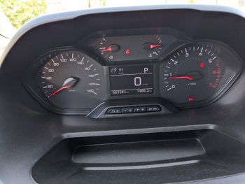 Photo 6 du bon plan PEUGEOT Partner XL 950kg BlueHDi 130ch S&S EAT8 Pack Premium Connect occasion à 25290 €