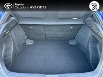 Photo 10 du bon plan TOYOTA C-HR 122h Dynamic 2WD E-CVT RC18 occasion à 19480 €