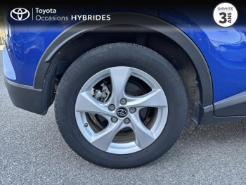 Photo 16 du bon plan TOYOTA C-HR 122h Dynamic 2WD E-CVT RC18 occasion à 19480 €