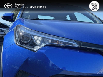 Photo 20 du bon plan TOYOTA C-HR 122h Dynamic 2WD E-CVT RC18 occasion à 19480 €