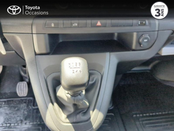 Photo 20 du bon plan TOYOTA ProAce VUL Medium 1.5 D-4D 120 Business RC23 occasion à 25990 €