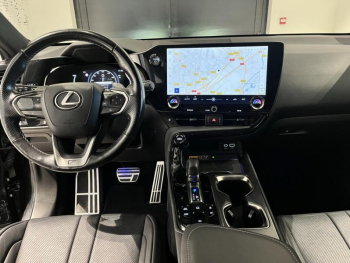 Photo 11 du bon plan LEXUS NX 450h+ F SPORT Executive 4WD occasion à 49990 €