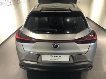 Photo 5 du bon plan LEXUS UX 250h 2WD Premium Edition MY22 occasion à 23900 €