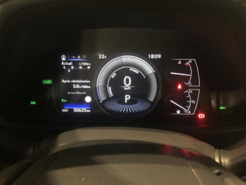Photo 13 du bon plan LEXUS UX 250h 2WD Premium Edition MY22 occasion à 23900 €