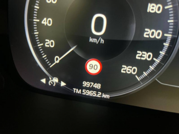Photo 14 du bon plan VOLVO XC40 T5 AWD 247ch Inscription Luxe Geartronic 8 occasion à 25900 €
