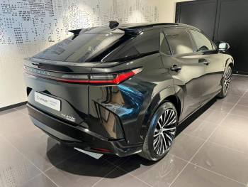 Photo 4 du bon plan LEXUS RZ 450e Executive occasion à 45890 €
