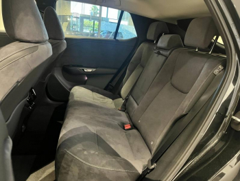 Photo 12 du bon plan LEXUS RZ 450e Executive occasion à 45890 €